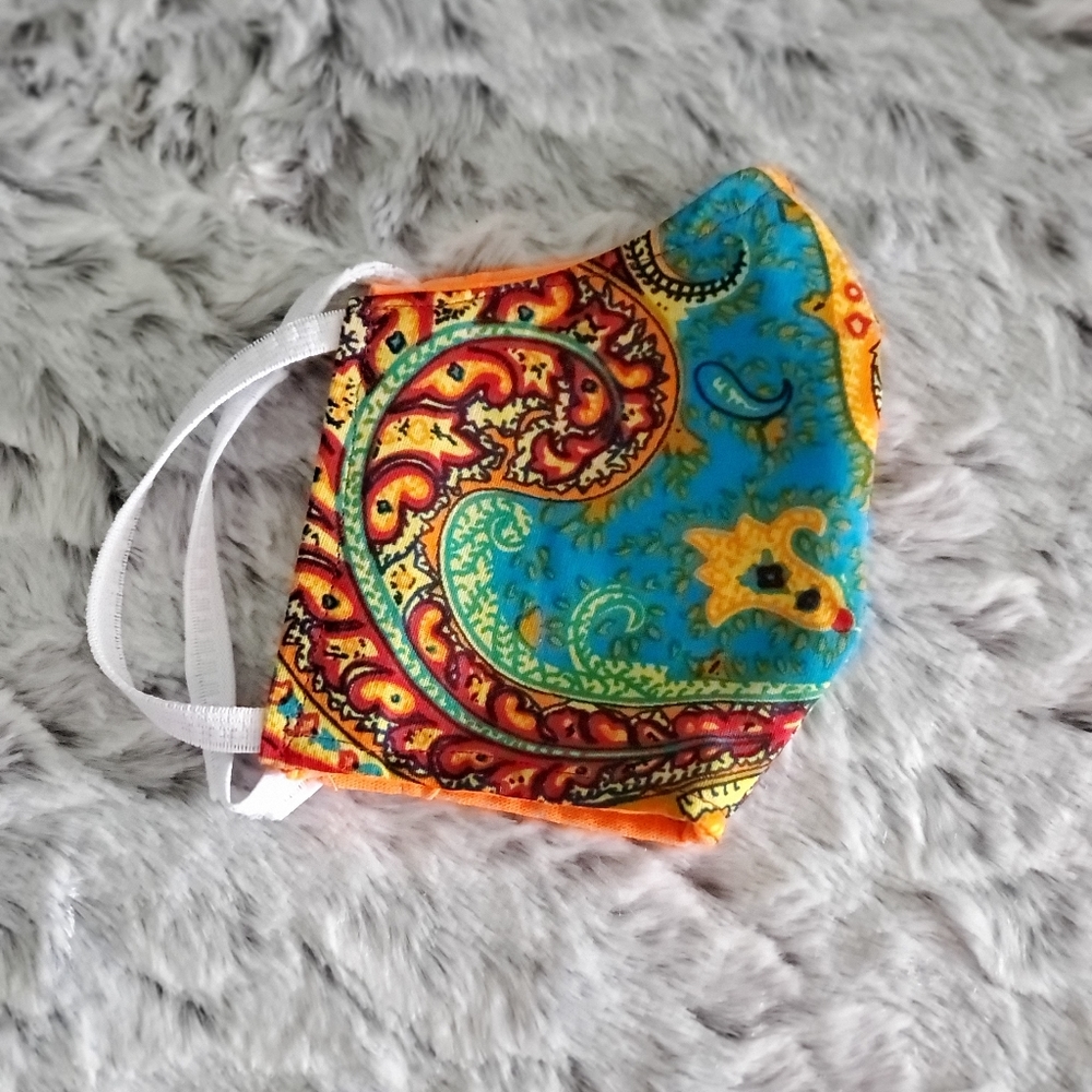 Mask - Picture 5 of 9
